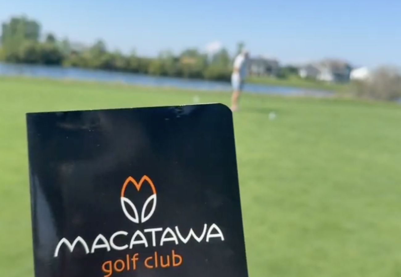 Townhouse in Holland - The Marblehead Luxury Townhome, Pool, Hot Tub, Golf Membership,  Near Lake and Beaches