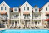 Townhouse in Holland - 3BR Boutique Suite Sleeps 10 | Pool, Hot Tub, Golf, Near Lake MI