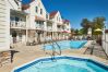 Townhouse in Holland - 3BR Boutique Suite Sleeps 10 | Pool, Hot Tub, Golf, Near Lake MI