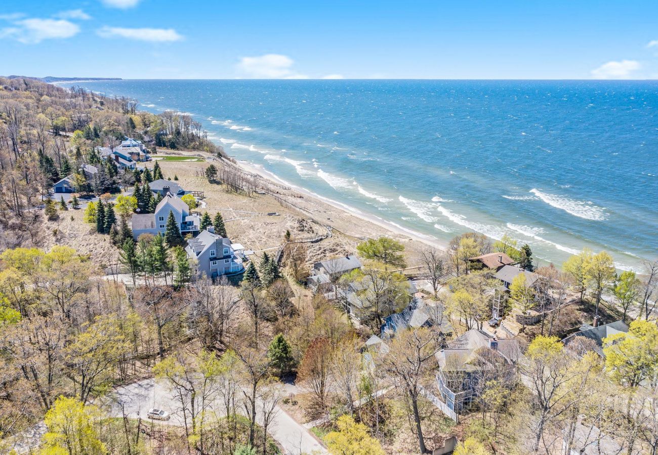 Holland Beach Home Lake Access