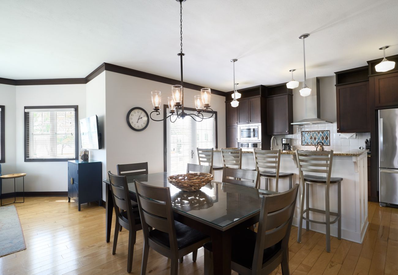 Townhouse in Holland - Nantucket 1 Bdrm 10 min to Downtown Holland & Hope