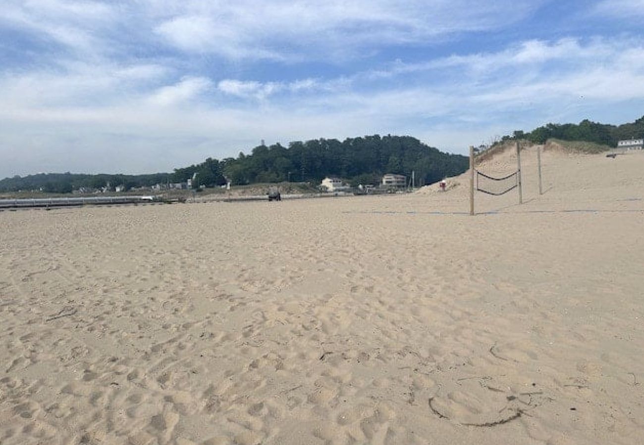 House in West Olive - Drift Away Cottage - Private Beach Access - Tennis - Near Lake MI